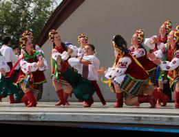 Cheremosh Ukrainian dancers performing on Ukrainian Day 2018. 